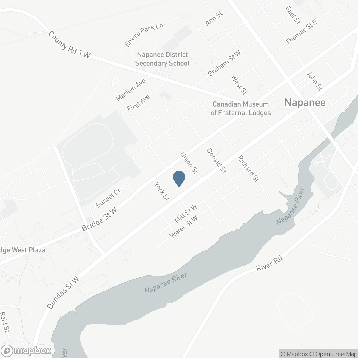 121 SIMCOE STREET, Greater Napanee, Ontario K7R 2X5